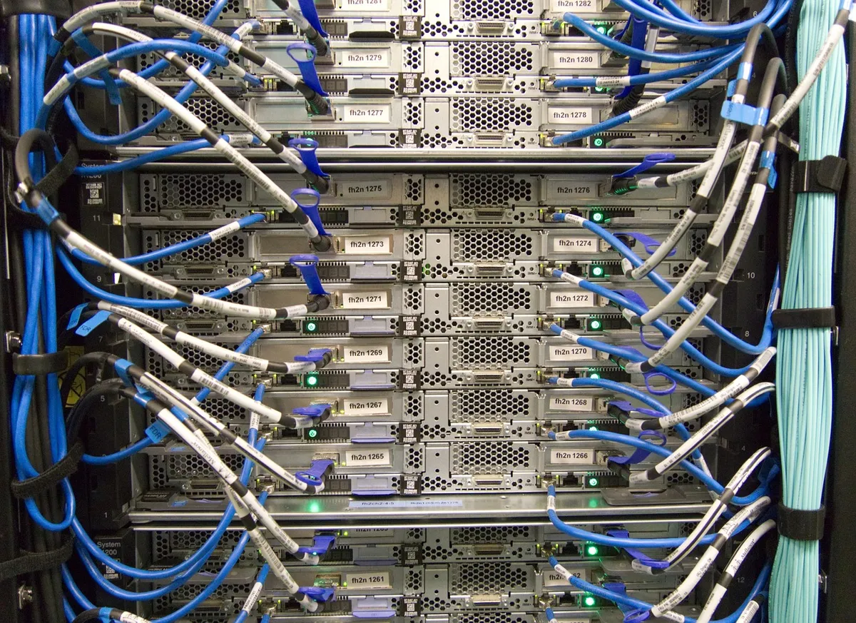 sever, digitization, mainframe, computer, digital, binary, cable, network, data center, internet, frame, router, ethernet, server, switch, data center, data cen