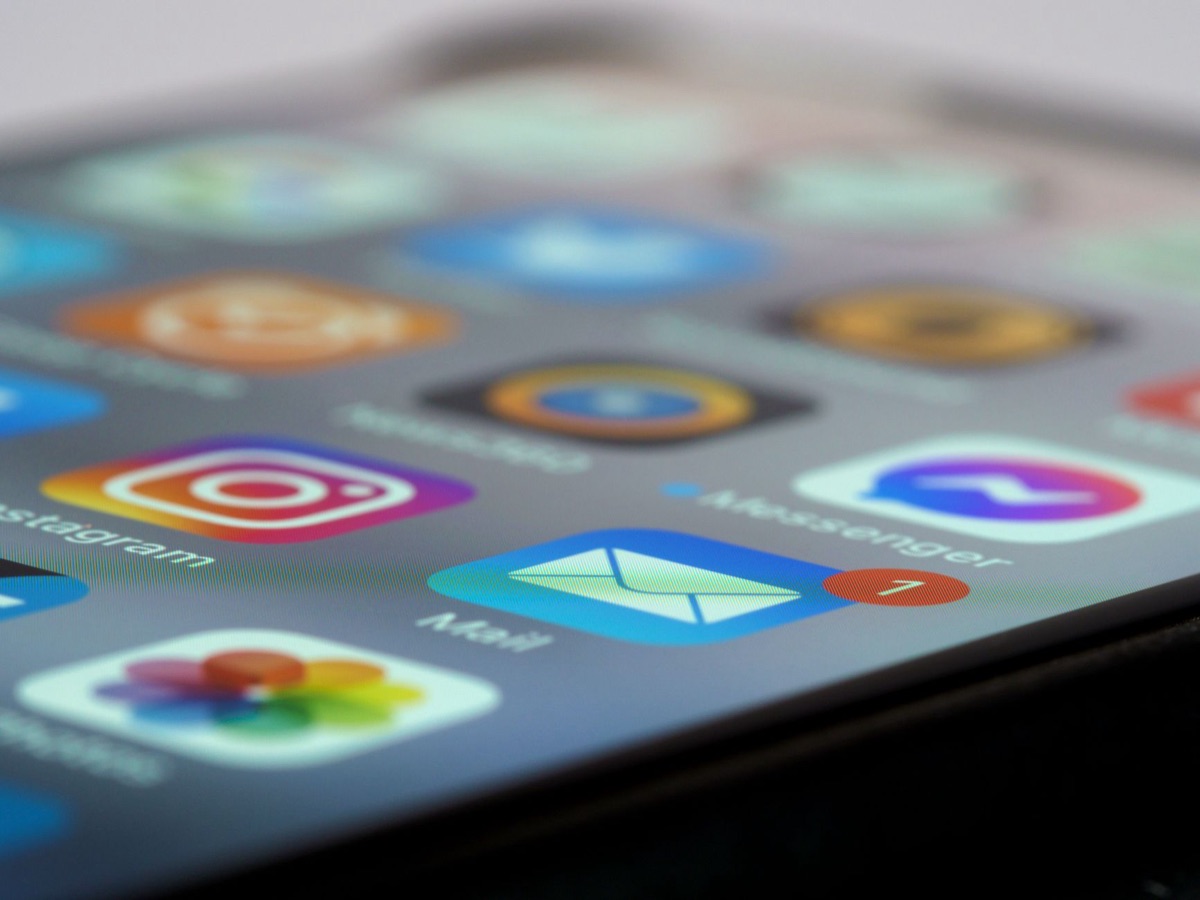 Smartphone with locked screen and notification icon
